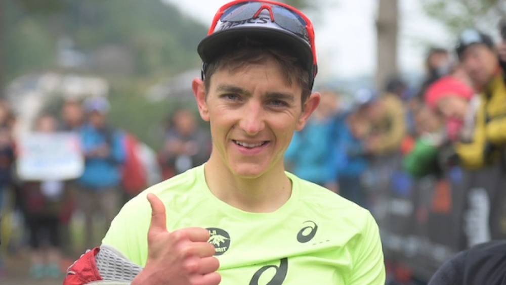 le petit prince couronne empereur du soleil levant