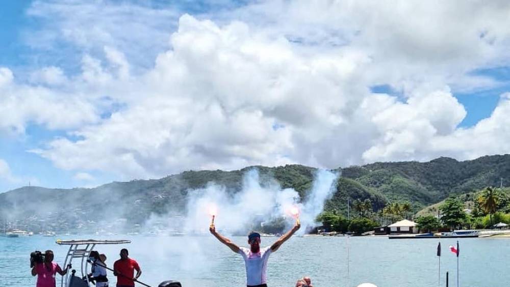 s brogniart vient a bout de latlantique a la rame