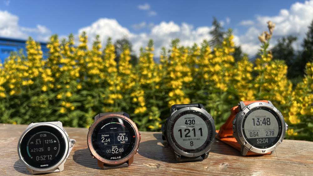 test montres gps en trail garmin fenix 7 solar coros vertix 2 polar grit x pro suunto 5 peak