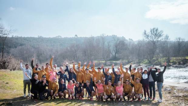 team trail asics 2023