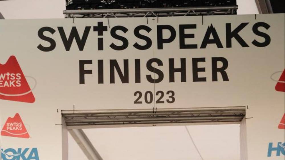 resultats swisspeaks trail 2023 temps records sur le 360km