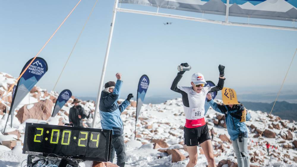 golden trail series remi bonnet bat un record de 30 ans sur la pikes peak ascent 2023