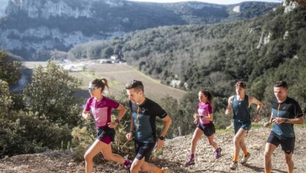 le team trail asics saffute en ardeche