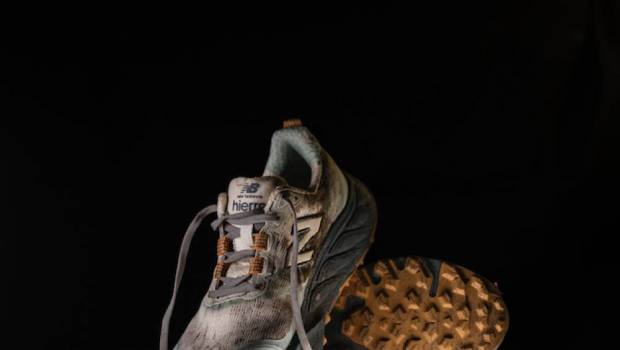 test new balance hierro v9