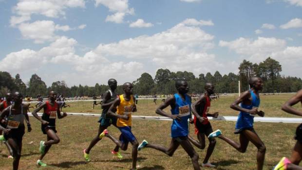 iten village kenyan naissent les champions entrainer sur toit fond mondial